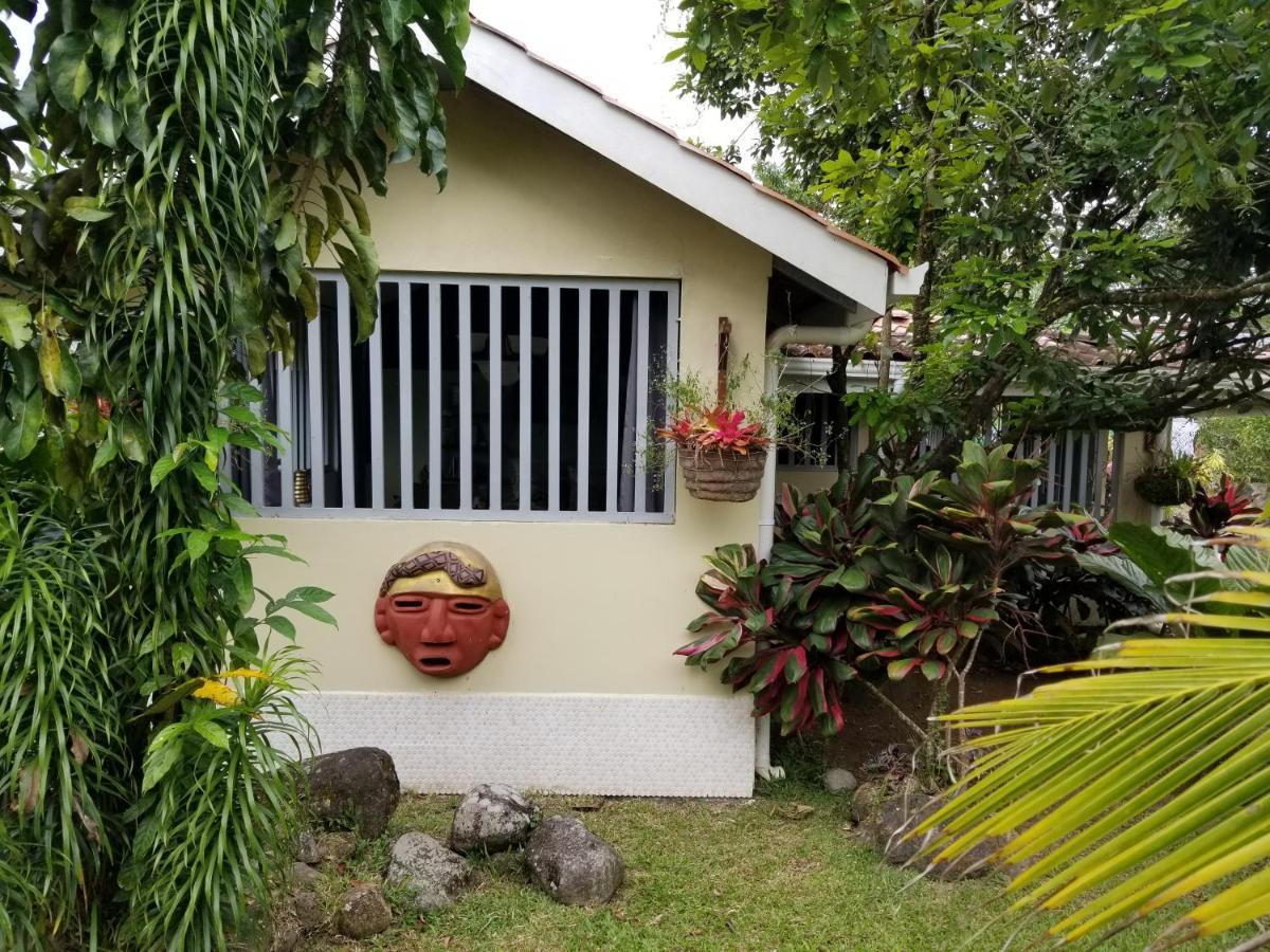 Casa Sophia 3 Listings Apartment 1 Or Apartment 2 Separately Or Apt 1 And 2 Together All With Fo Internet Guápiles 外观 照片