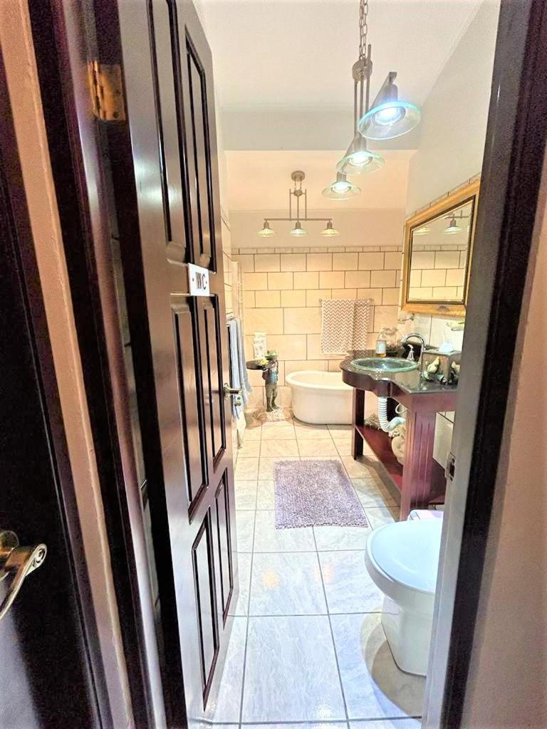 Casa Sophia 3 Listings Apartment 1 Or Apartment 2 Separately Or Apt 1 And 2 Together All With Fo Internet Guápiles 外观 照片