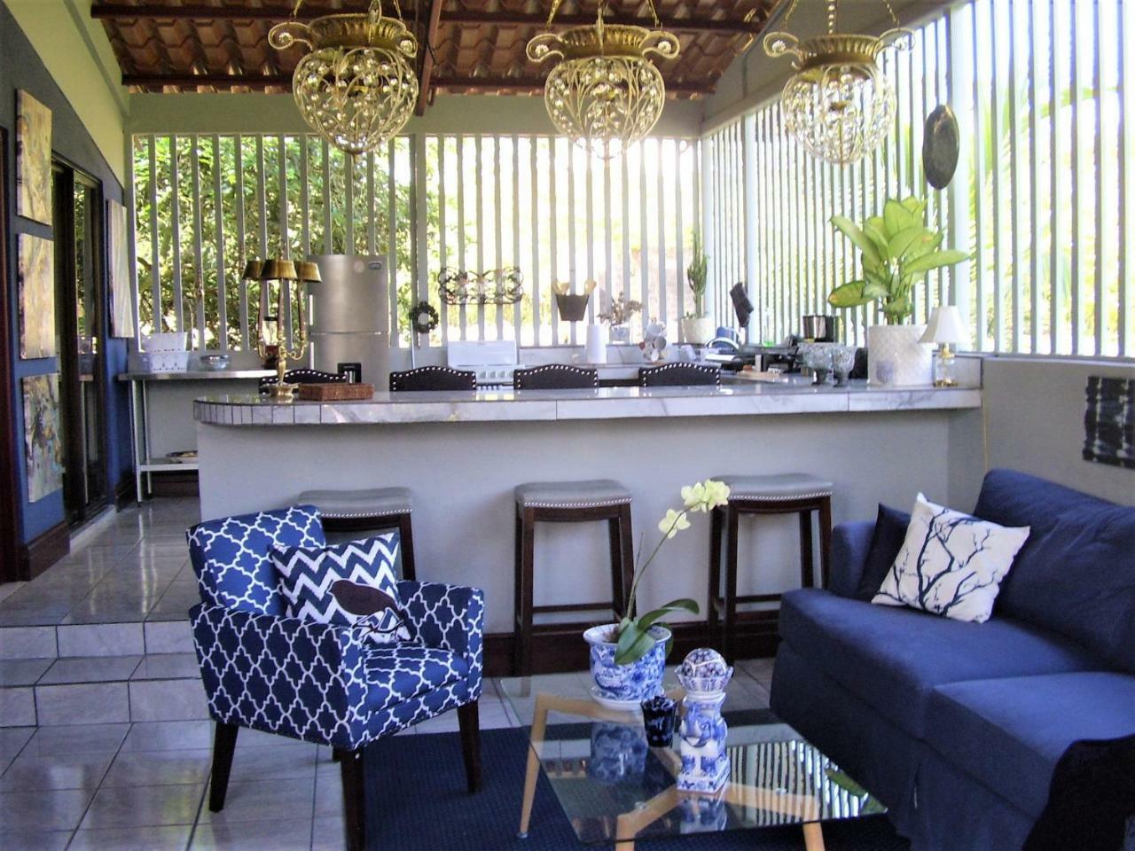 Casa Sophia 3 Listings Apartment 1 Or Apartment 2 Separately Or Apt 1 And 2 Together All With Fo Internet Guápiles 外观 照片